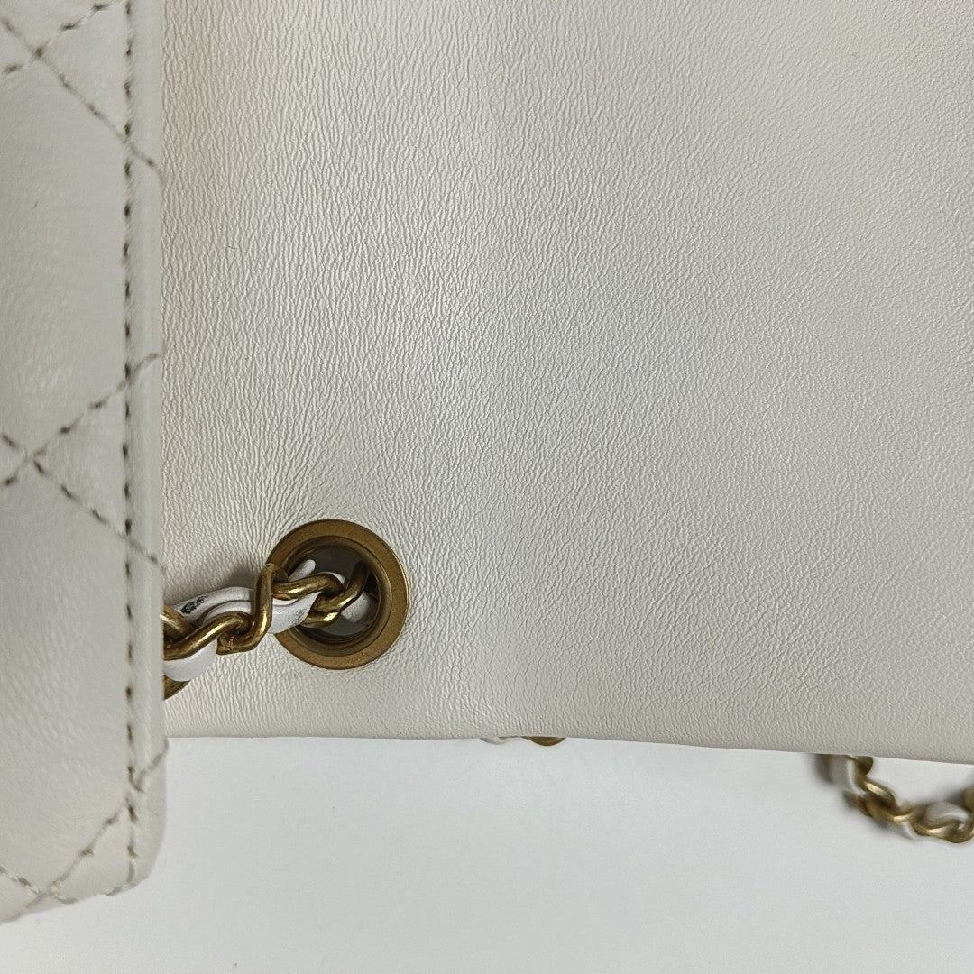 CLASSIC FLAP Mini Quilted Lambskin White