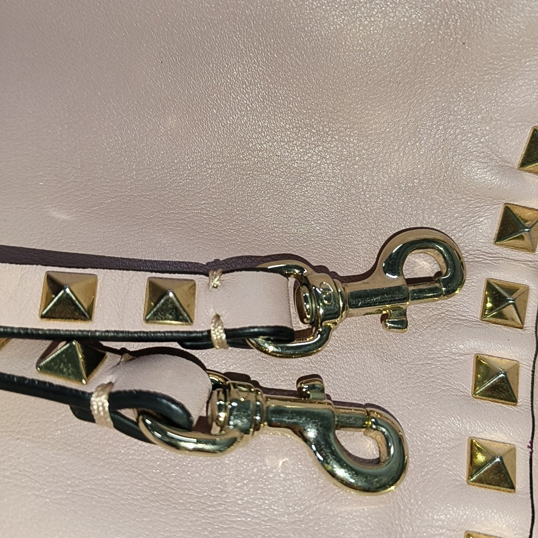 Rockstud Small Calfskin Pink