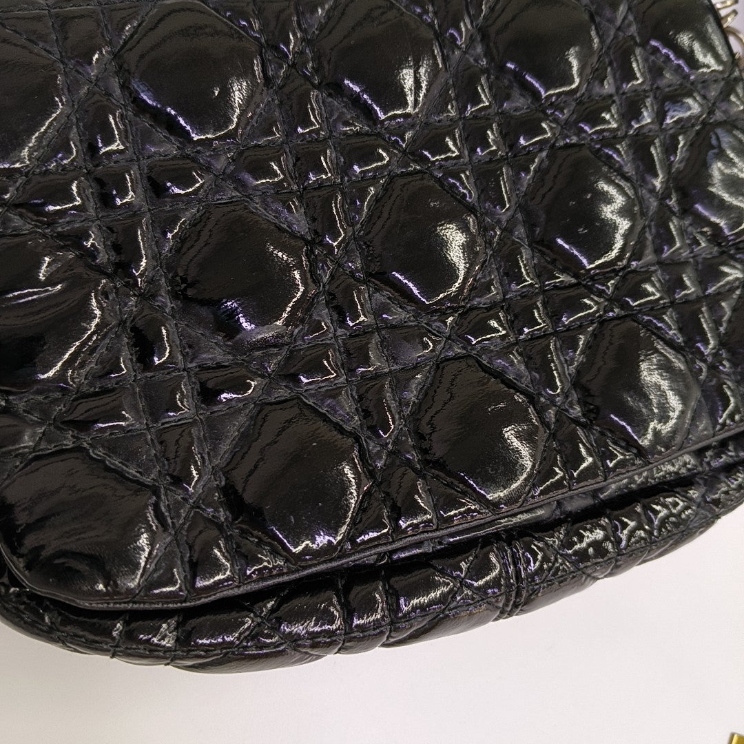 Cannage Patent Leather Shoulder Bag Black