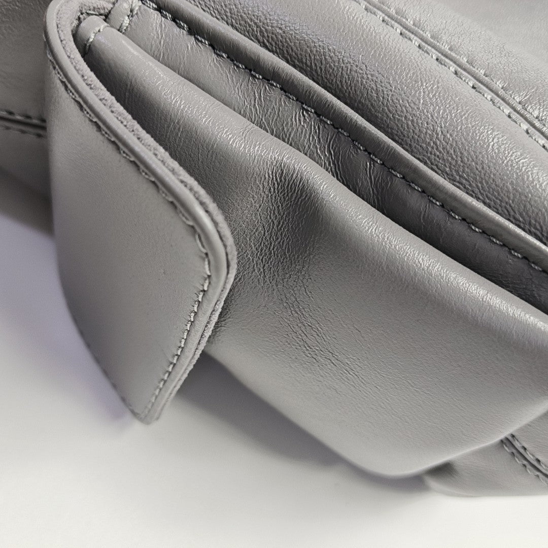 CARRYALL Small Lambskin Gray
