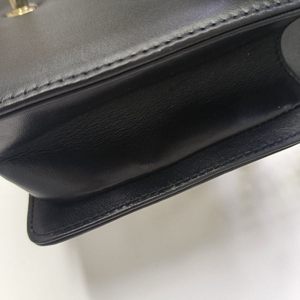 BOY CHANEL Medium Lambskin Black
