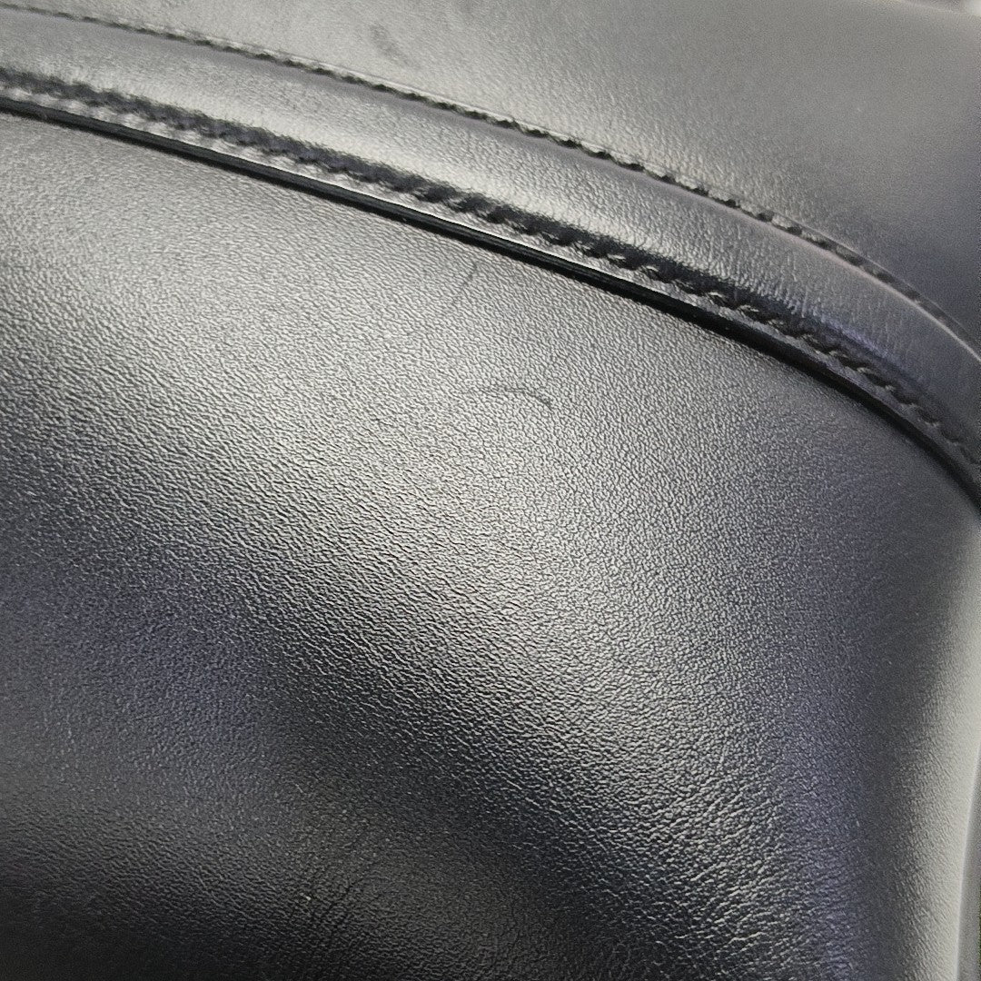 LE 37 Small Calfskin Black