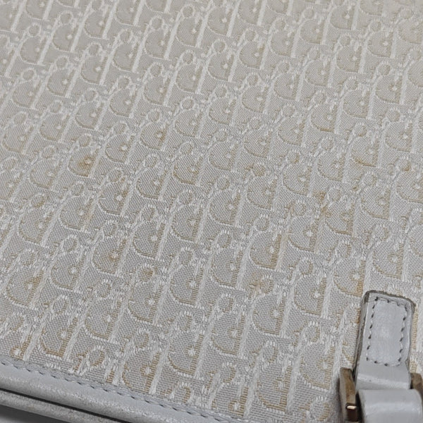 Oblique Canvas White