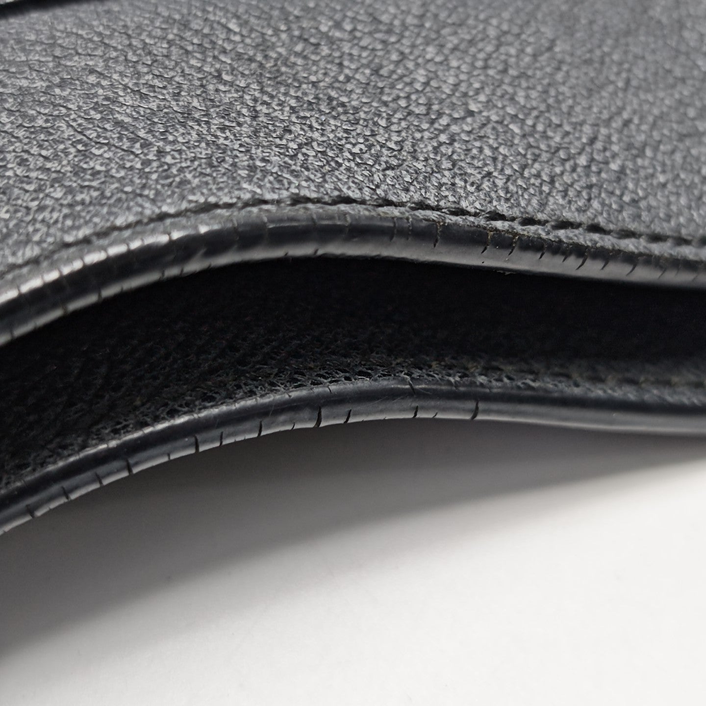 Elmstone Calfskin Black
