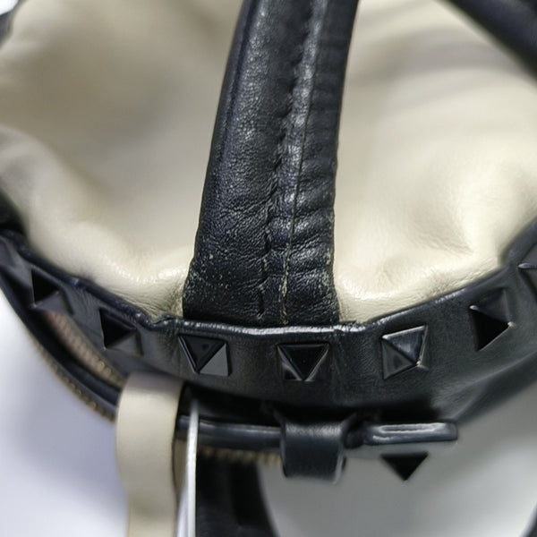 Rockstud Calfskin Beige