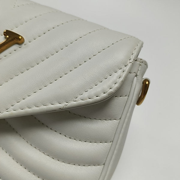 NEW WAVE Quilted Calfskin White
