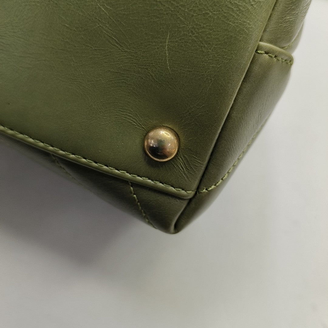 COCO HANDLE Medium Chevron, Quilted Calfskin Green