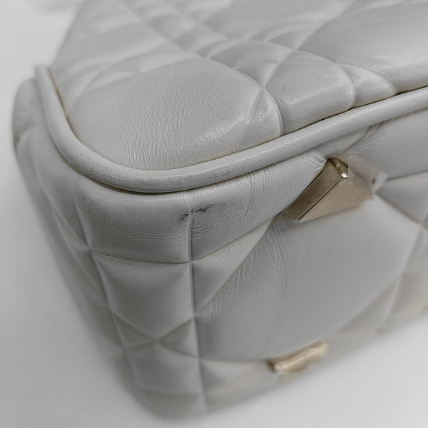 Lady 95.22 Medium Cannage Calfskin White