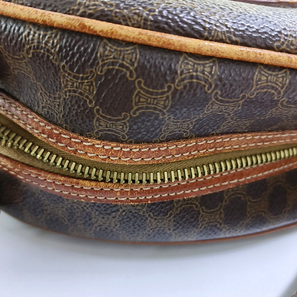 Coated Canvas Brown