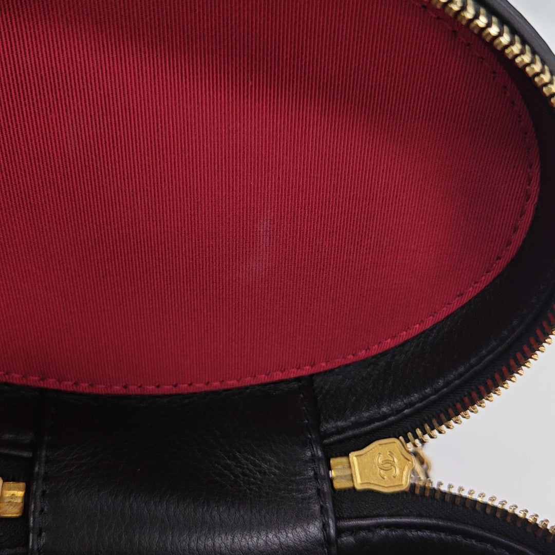 Quilted Calfskin Bucket Bag Black