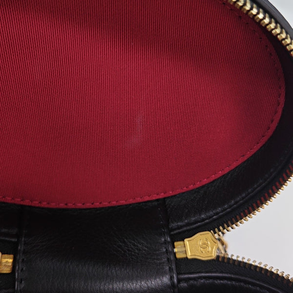 Quilted Calfskin Bucket Bag Black
