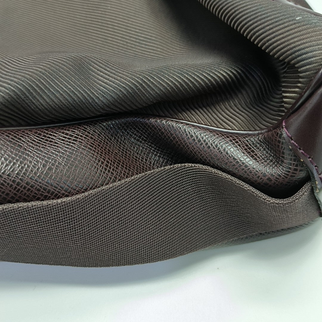VIKTOR Calfskin Red