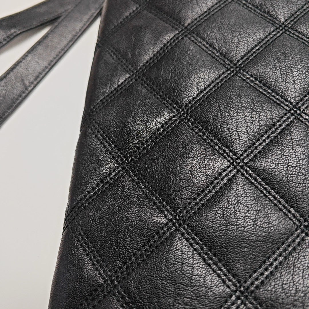 BECKY Small Quilted Lambskin Black