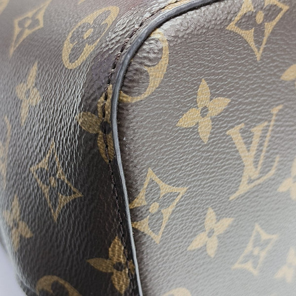 NÉONOÉ MM Monogram Coated Canvas Brown