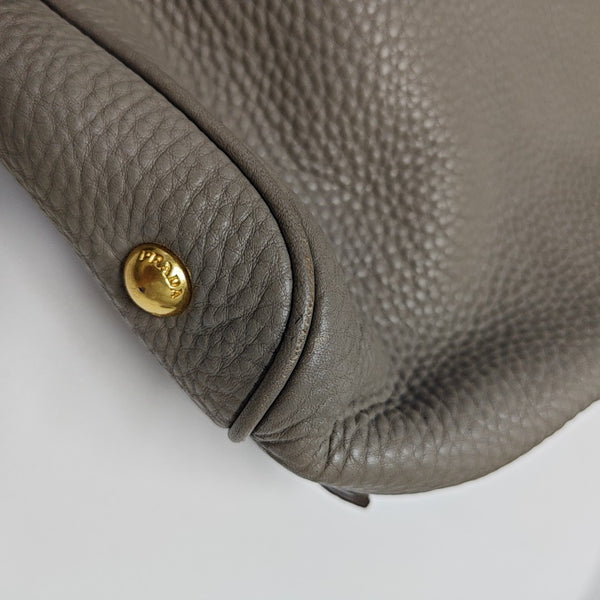 Vitello Calfskin Gray