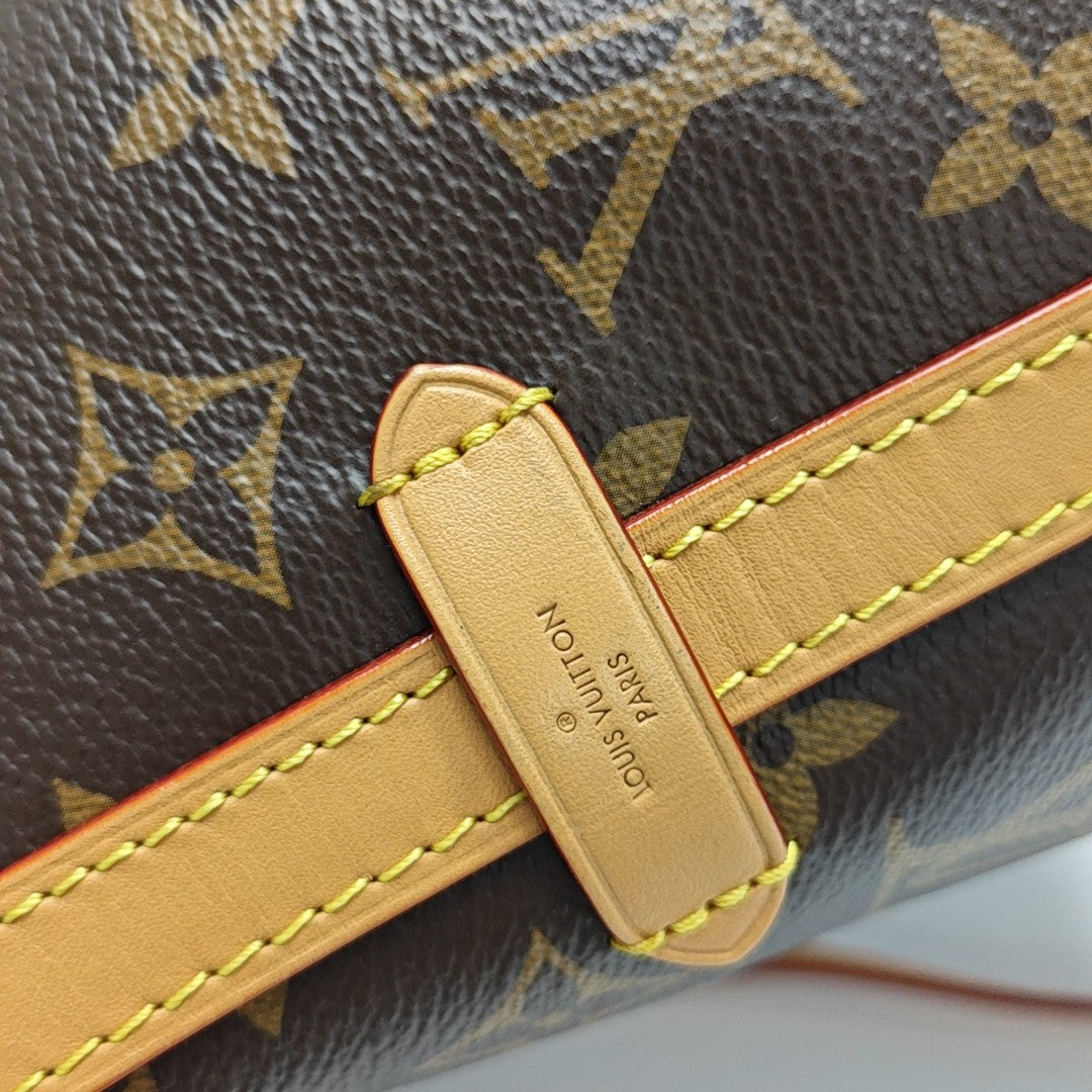 CARRYALL PM Monogram Coated Canvas Brown