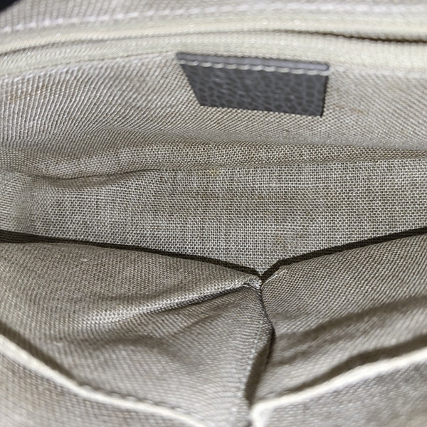Interlocking G Large Calfskin Gray