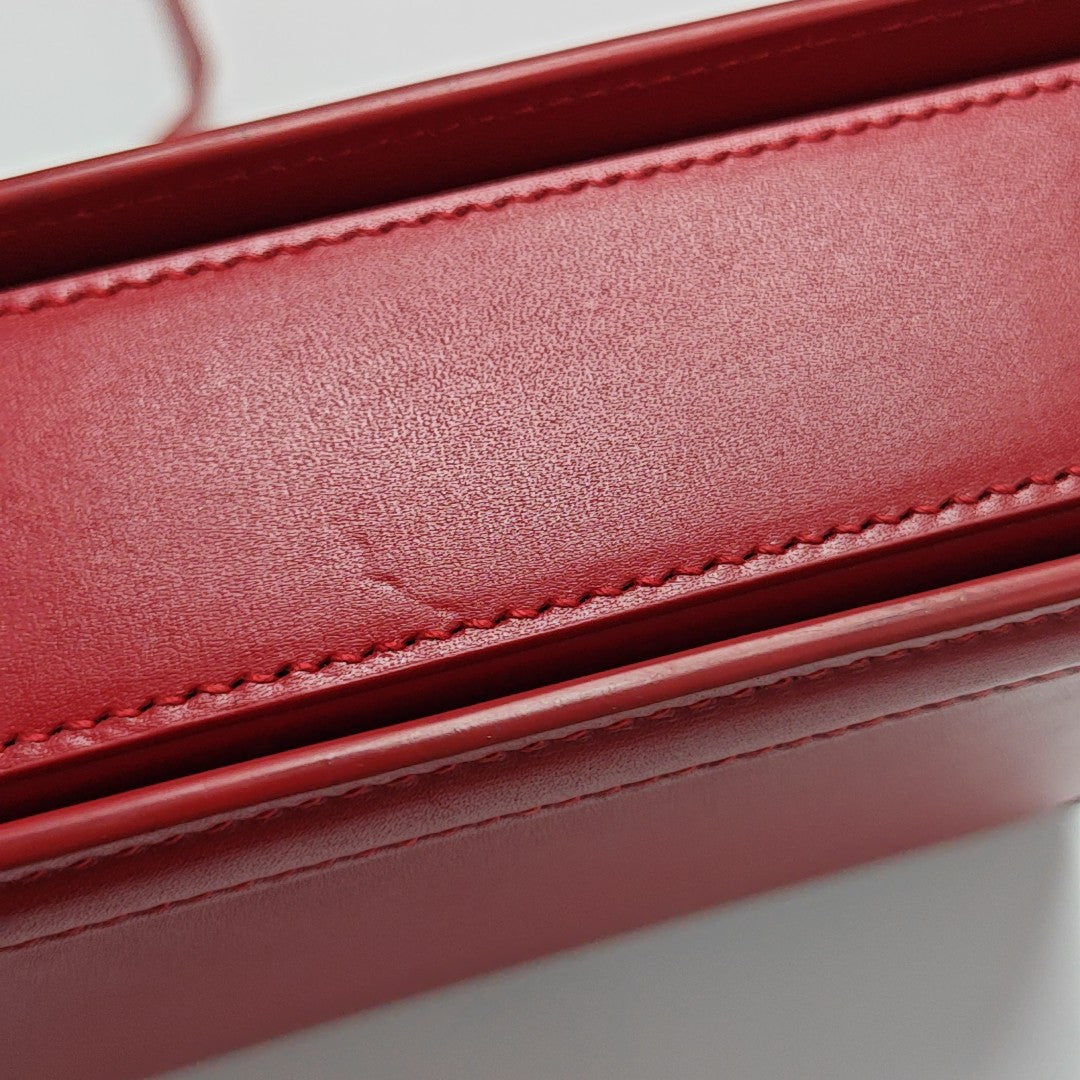 SOLFERINO Medium Calfskin Red