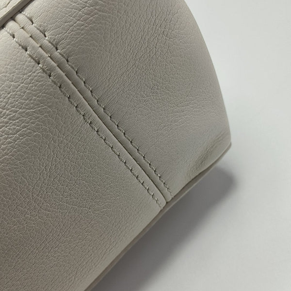 DAUPHINE MM Calfskin White