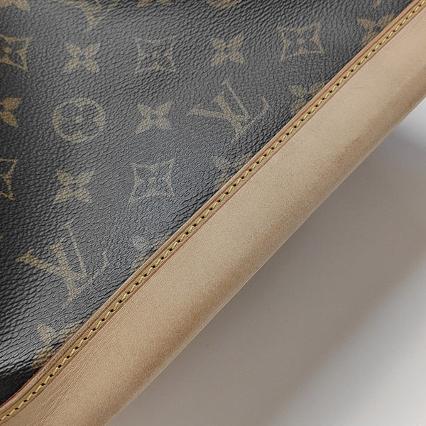 NOÉ MM Monogram Coated Canvas Brown