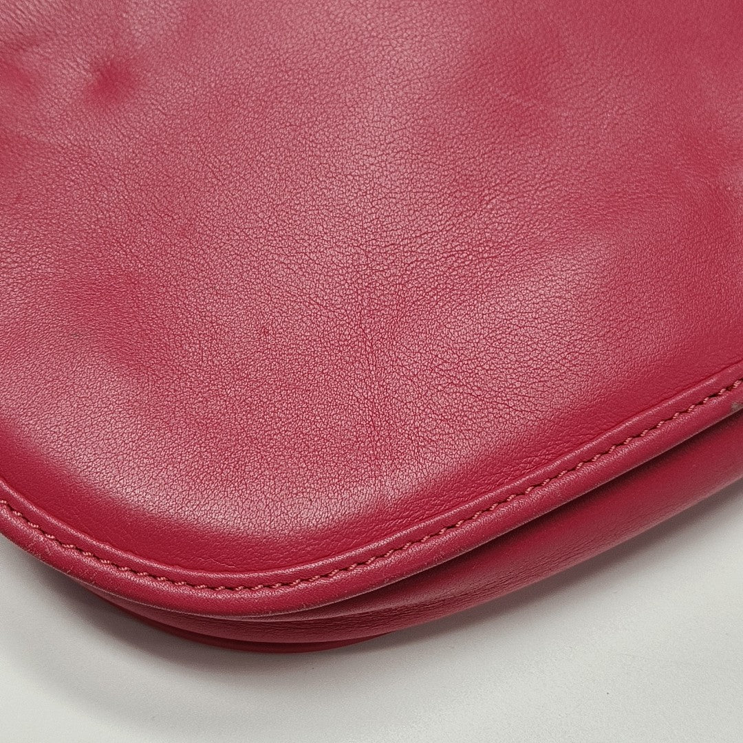 Vlogo Signatur Quilted Calfskin Red