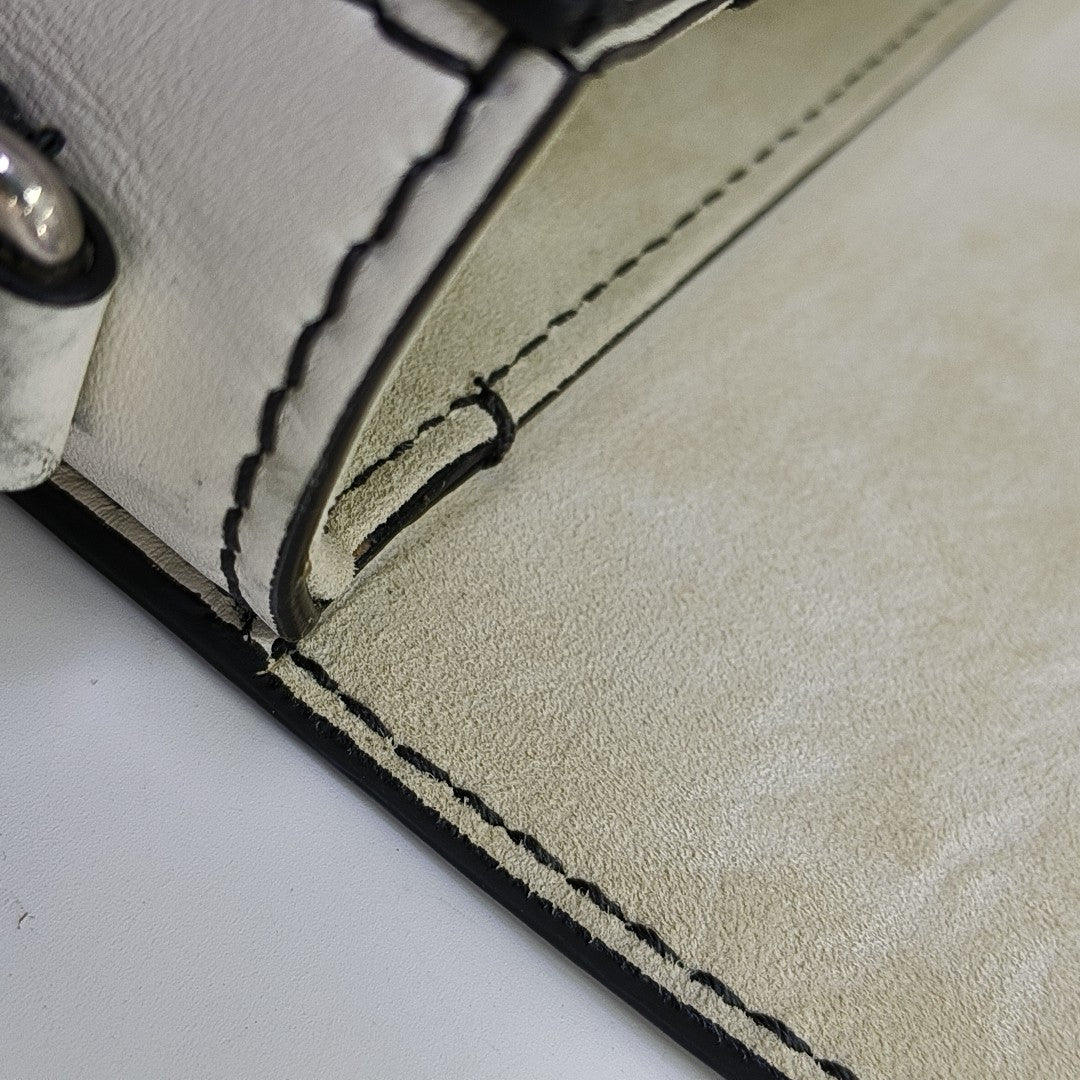 J'adior Calfskin White