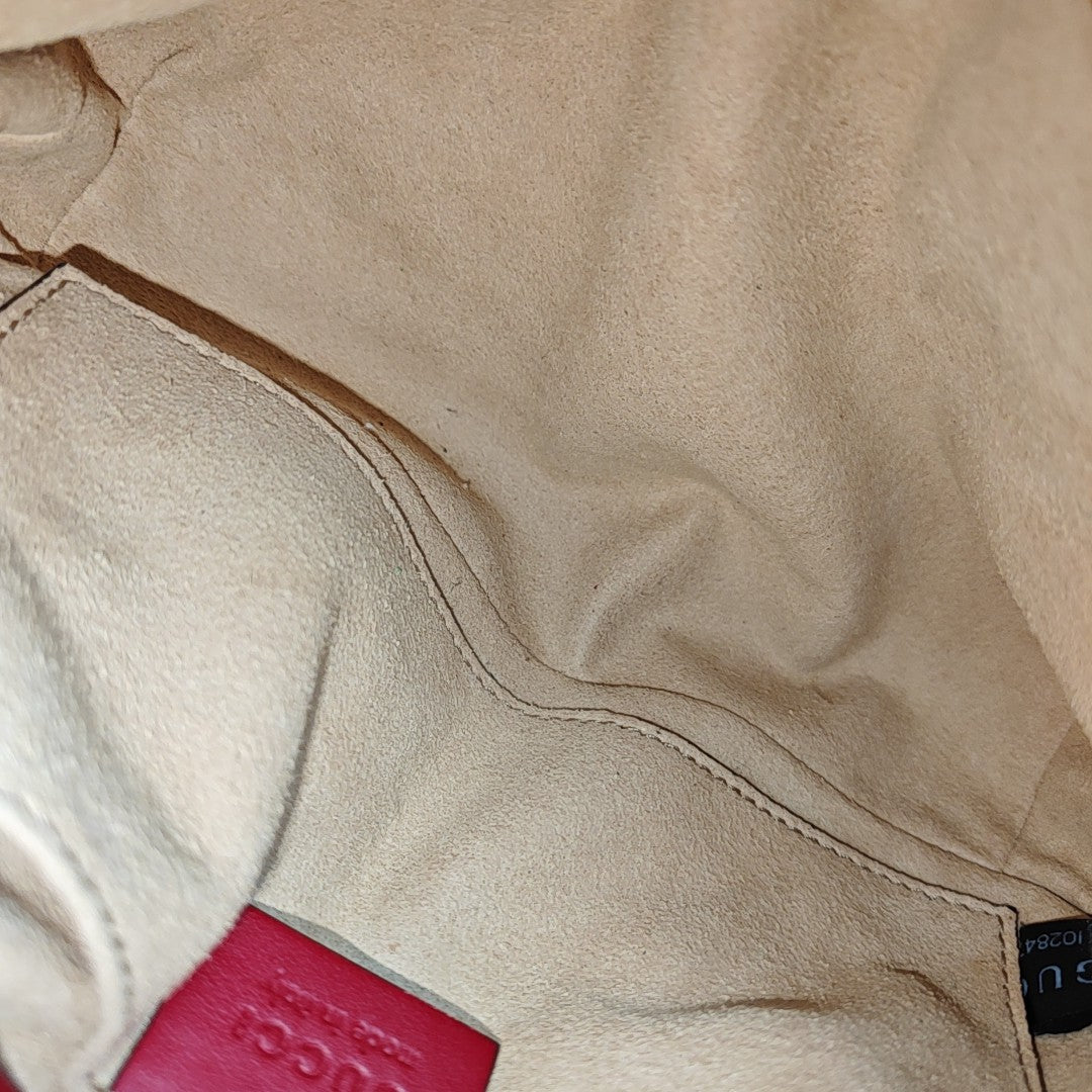 GG Marmont Small Quilted Calfskin Red