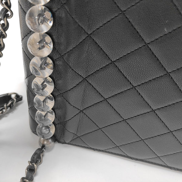 CLASSIC VERTICAL PEARL Quilted Lambskin Black