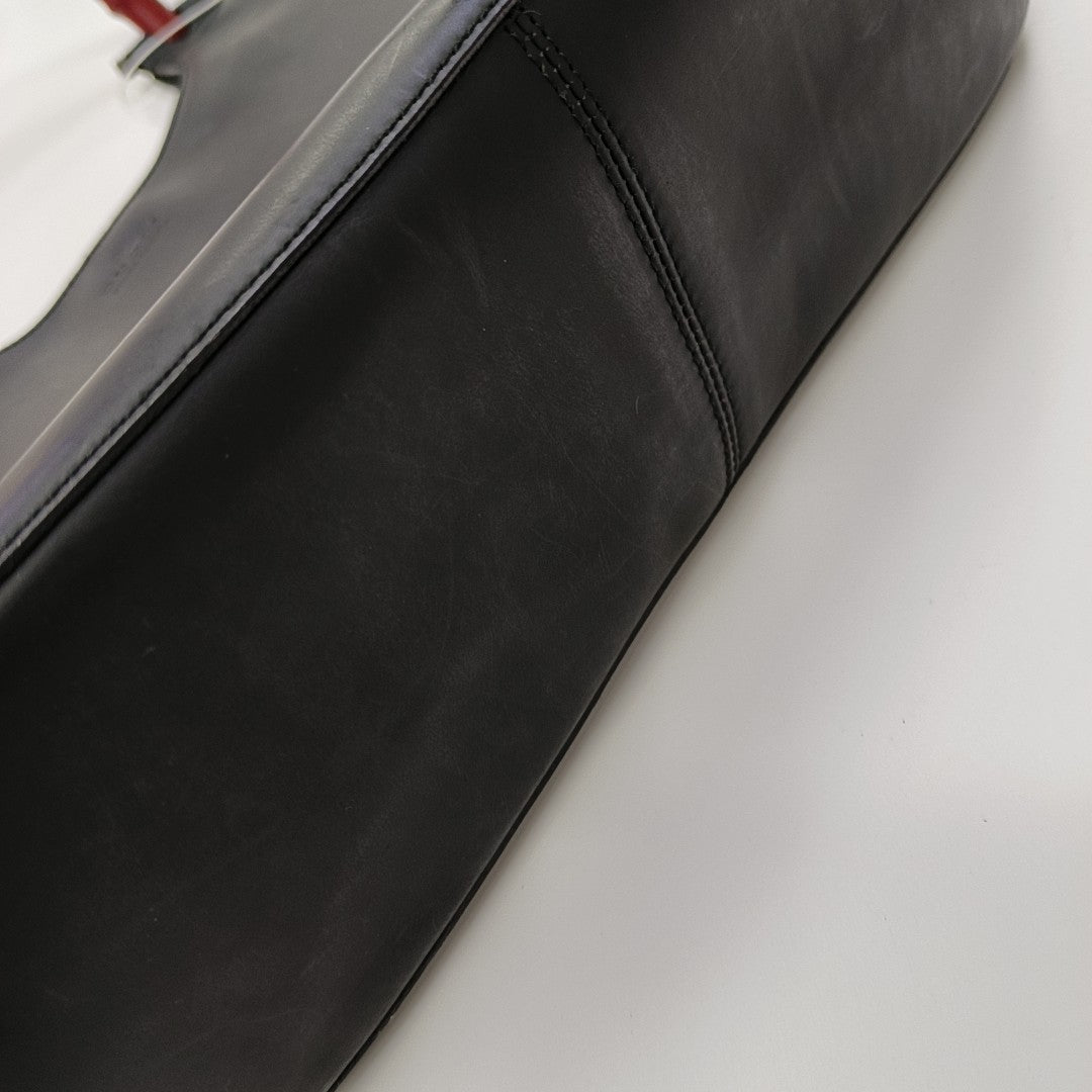 Special Material Shoulder Bag Black