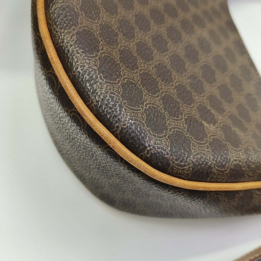 AVA Medium Coated Canvas Brown