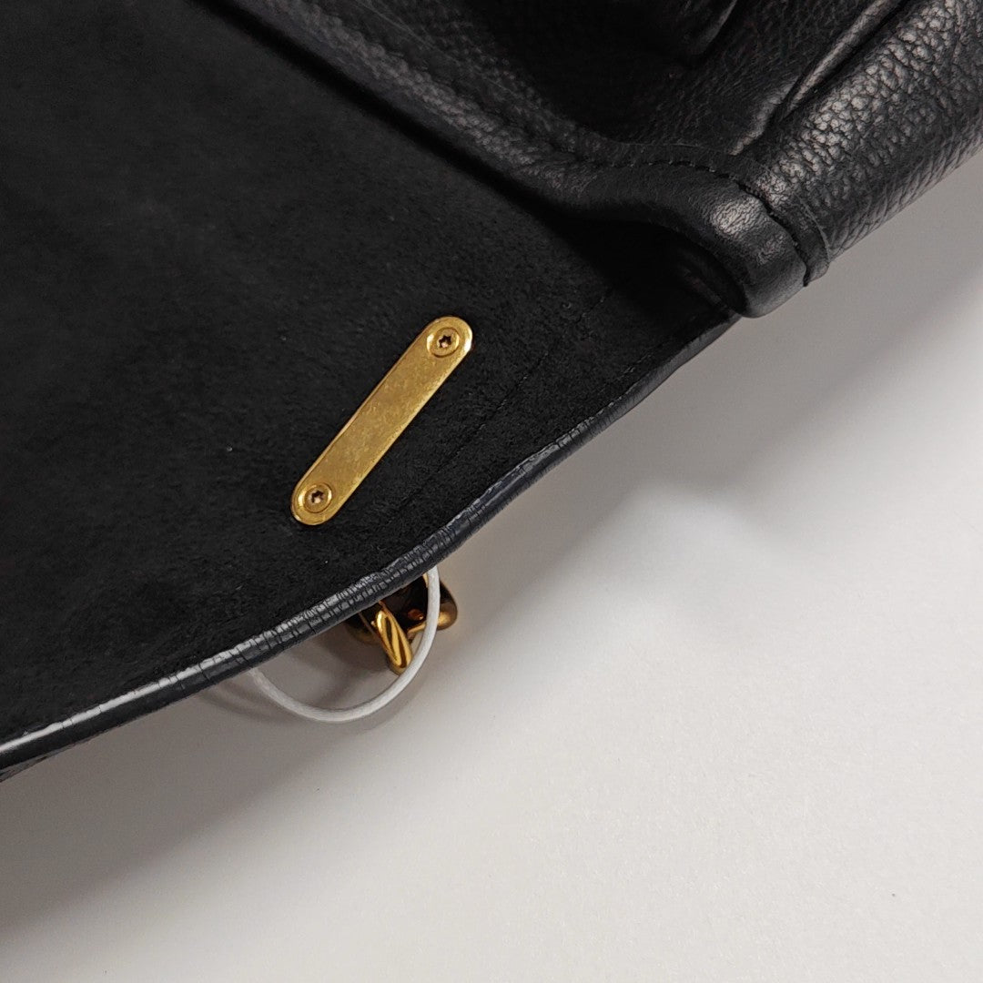 LOCKME TENDER PM Calfskin Black
