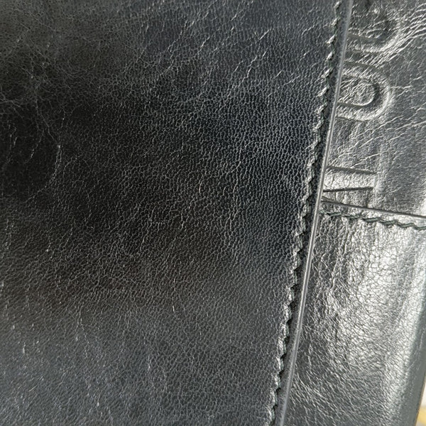 Authenticated pre-owned  30 Montaigne Calfskin Black - Shoulder Bag at Looply