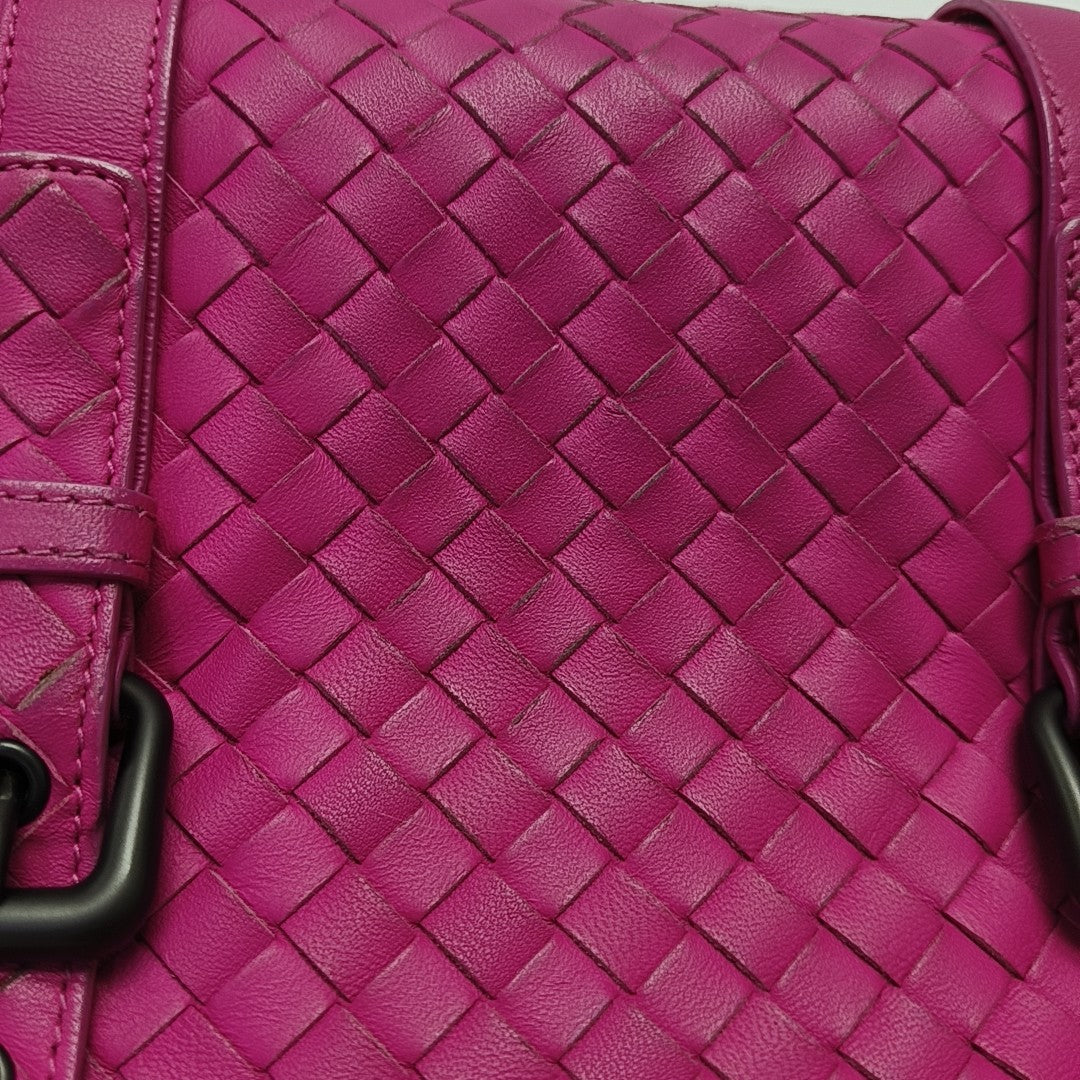 Calfskin Shoulder Bag Red
