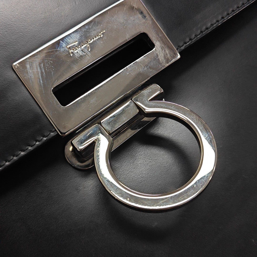 Kelly Leather Black
