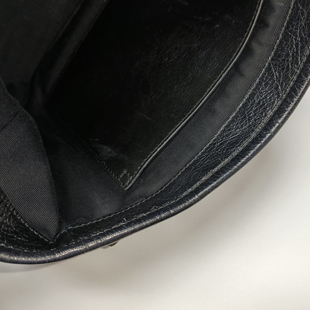 NIKI Medium Chevron Calfskin Black