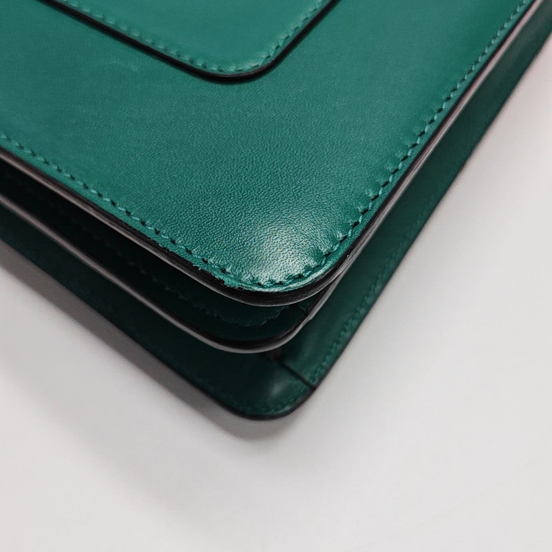 SERPENTI FOREVER Medium Calfskin Green
