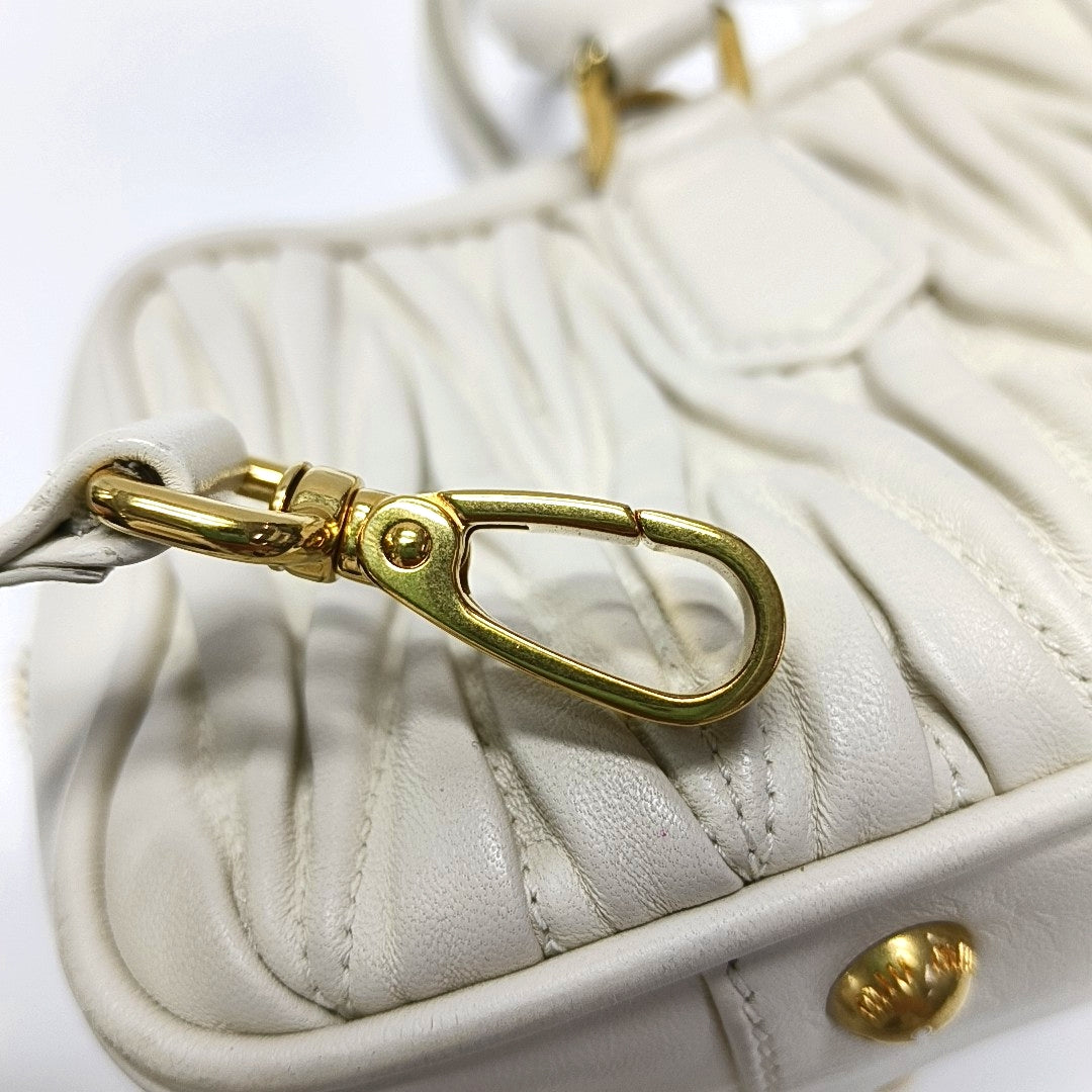 Authenticated pre-owned  Arcadie Matelassé Large Quilted Lambskin White - Shoulder Bag at Looply
