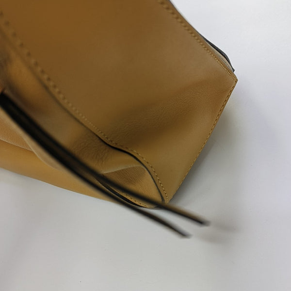 Puzzle Medium Calfskin Yellow