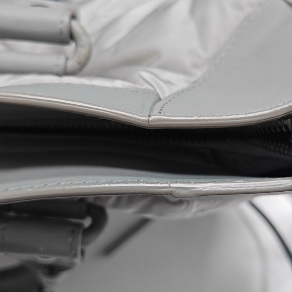 Classic Metallic Edge City Medium Nylon Gray