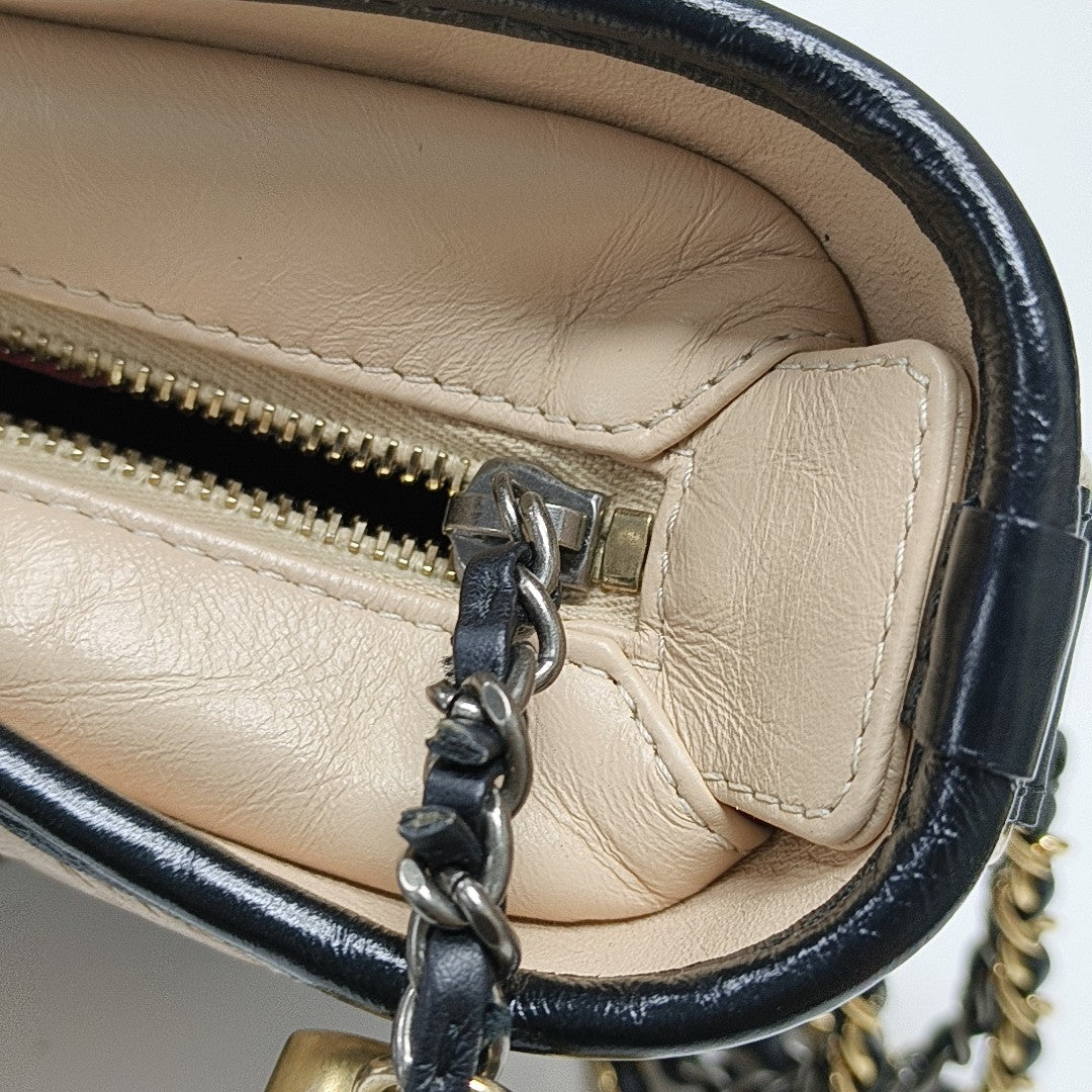GABRIELLE Small Quilted Calfskin Beige