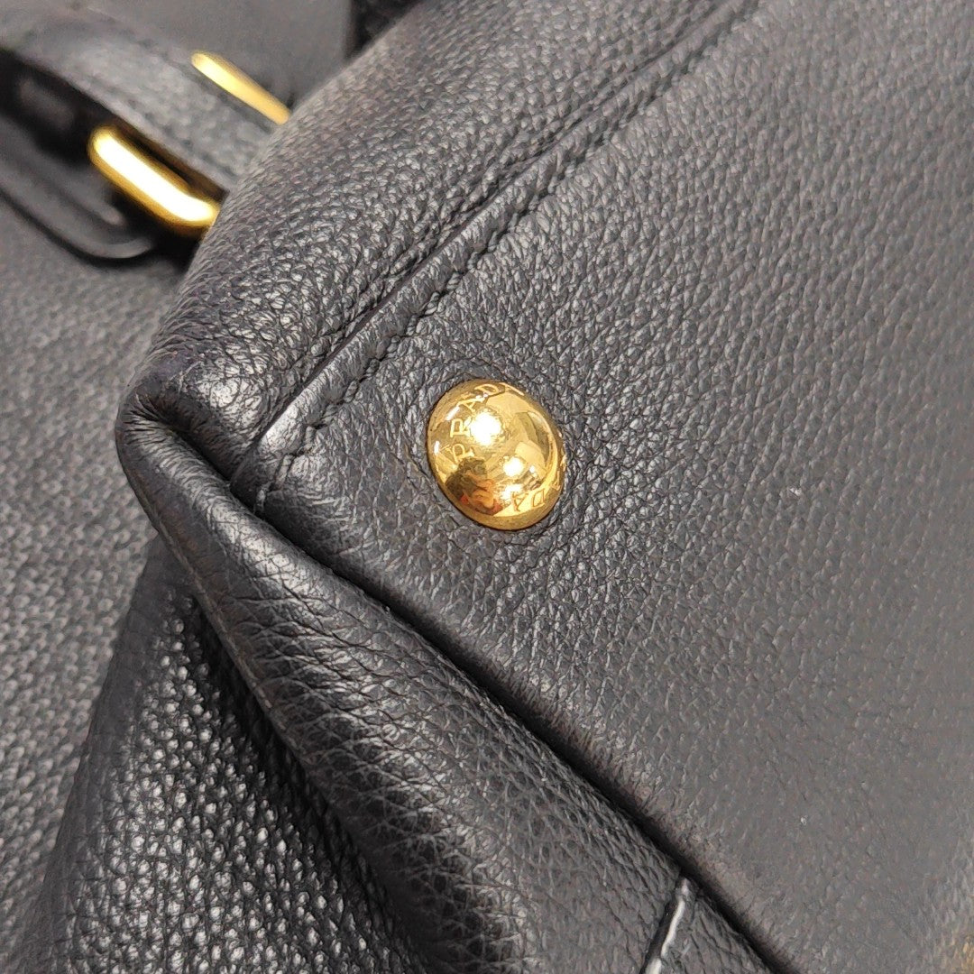 Calfskin Tote Bag Black
