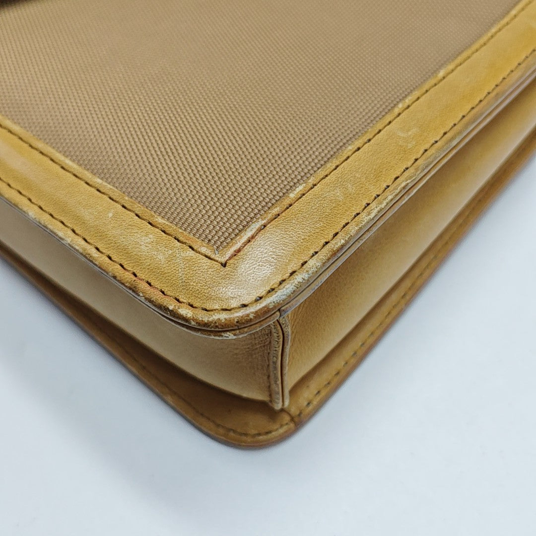 Canvas Beige
