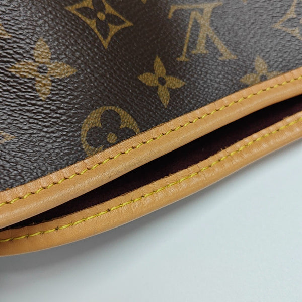 CARRYALL MM Monogram Coated Canvas Brown