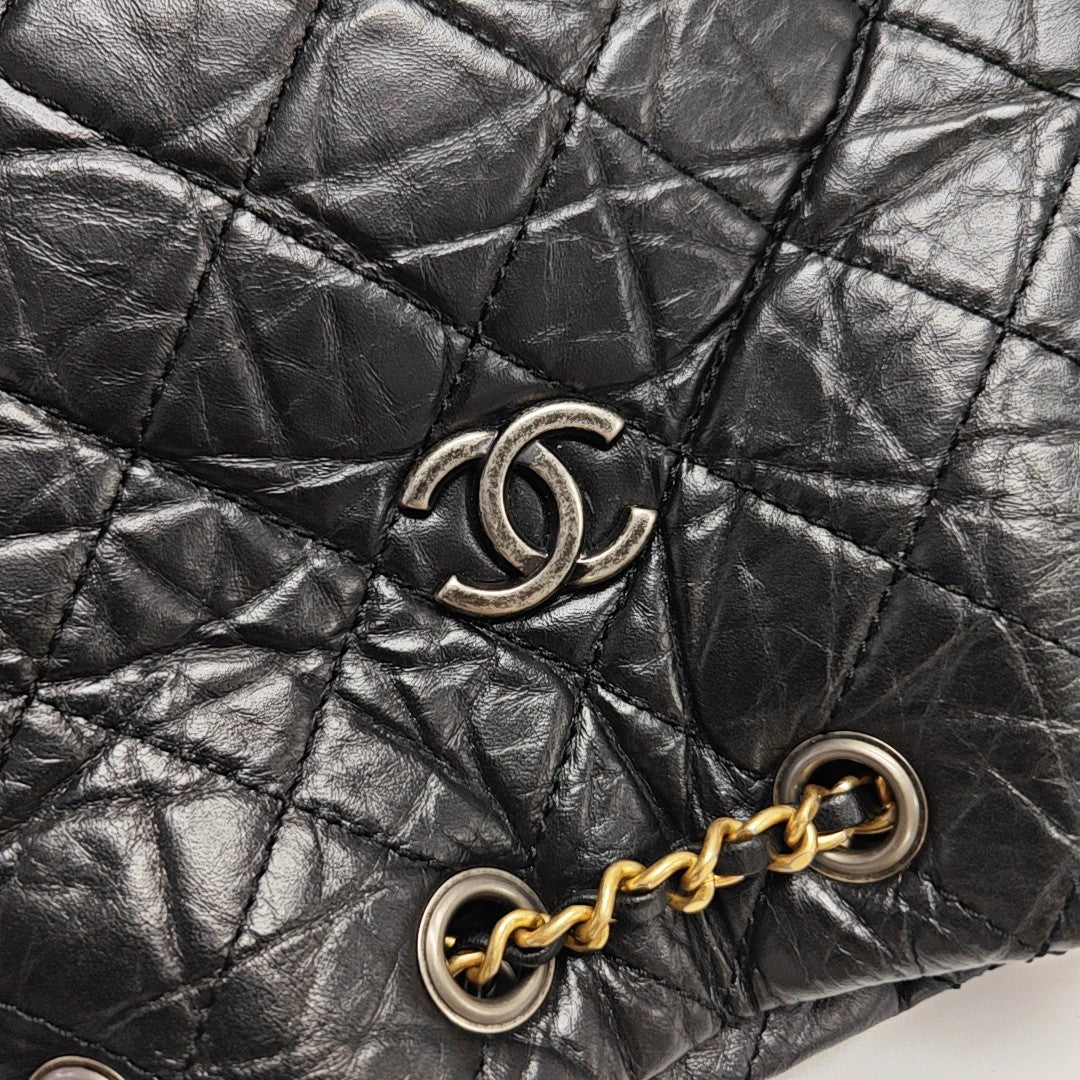 GABRIELLE Small Quilted Calfskin Black