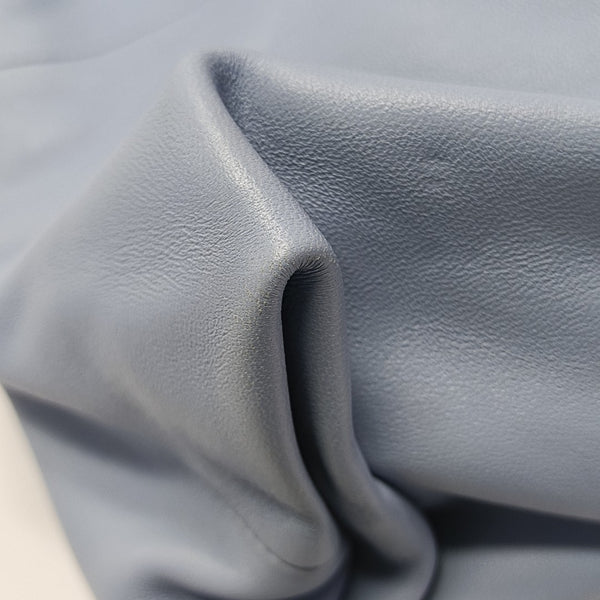 BV Trine Lambskin Blue