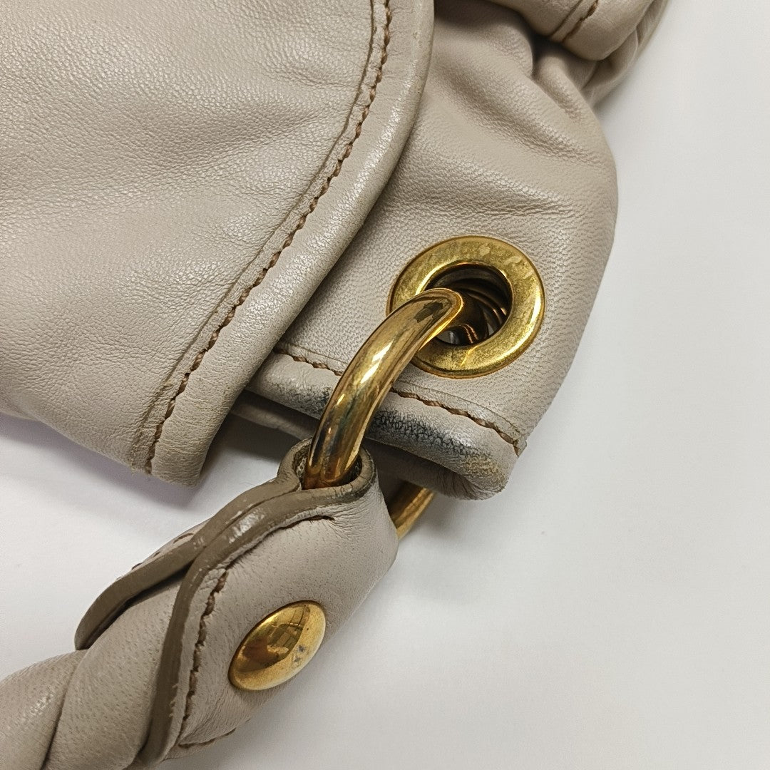Miu Coffer Quilted Lambskin Beige