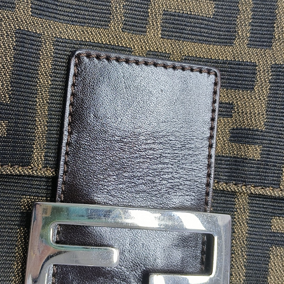 Baguette Medium Canvas Brown