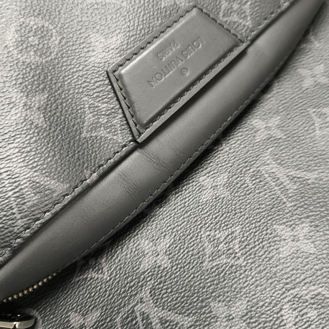 DISCOVERY PM Monogram Coated Canvas Black