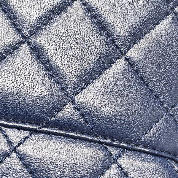 BEAUTY LOCK Quilted Lambskin Blue