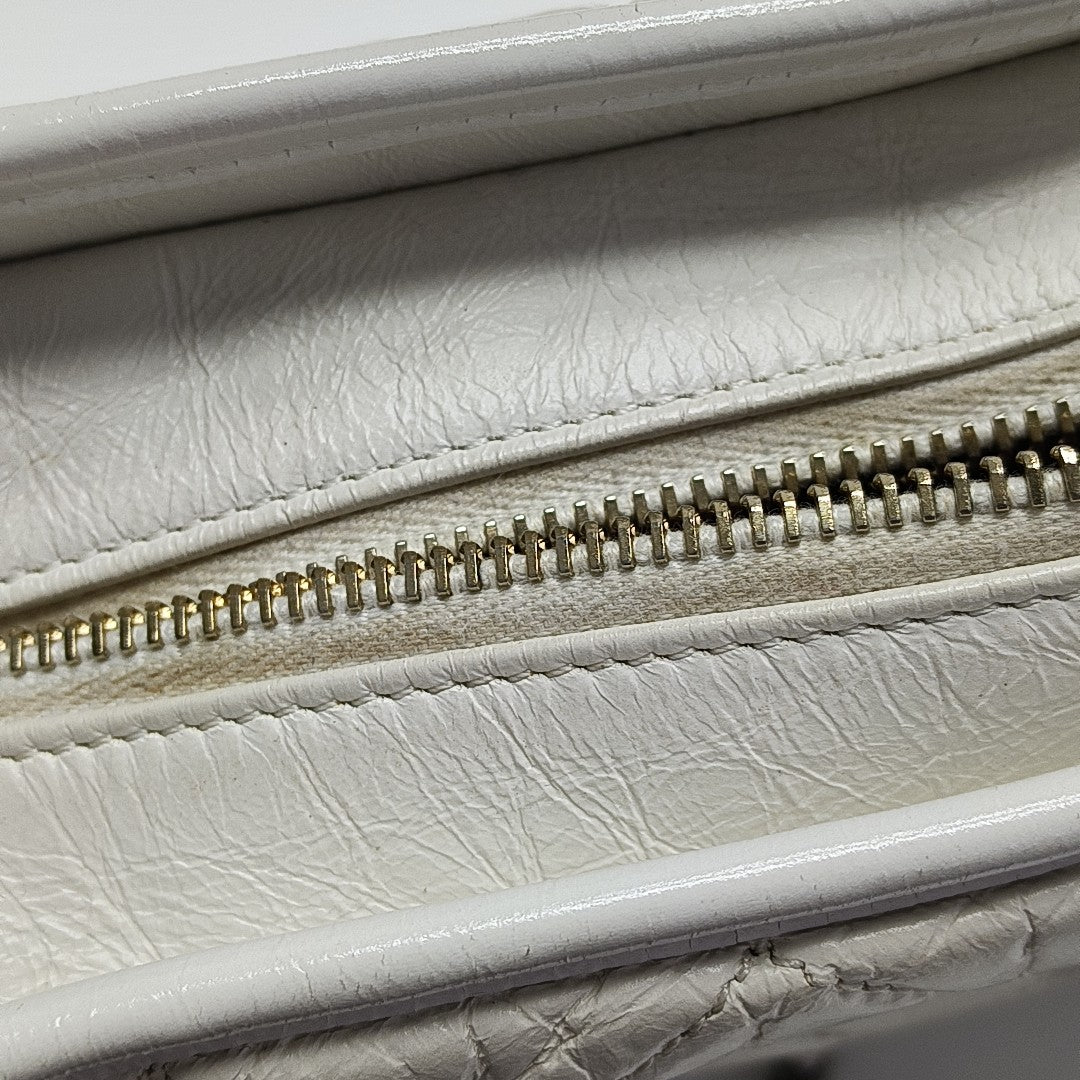 GABRIELLE Small Quilted Calfskin White